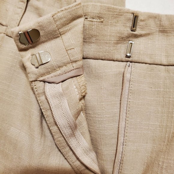 Counterparts Capri with button detail size 18 - Picture 6 of 9